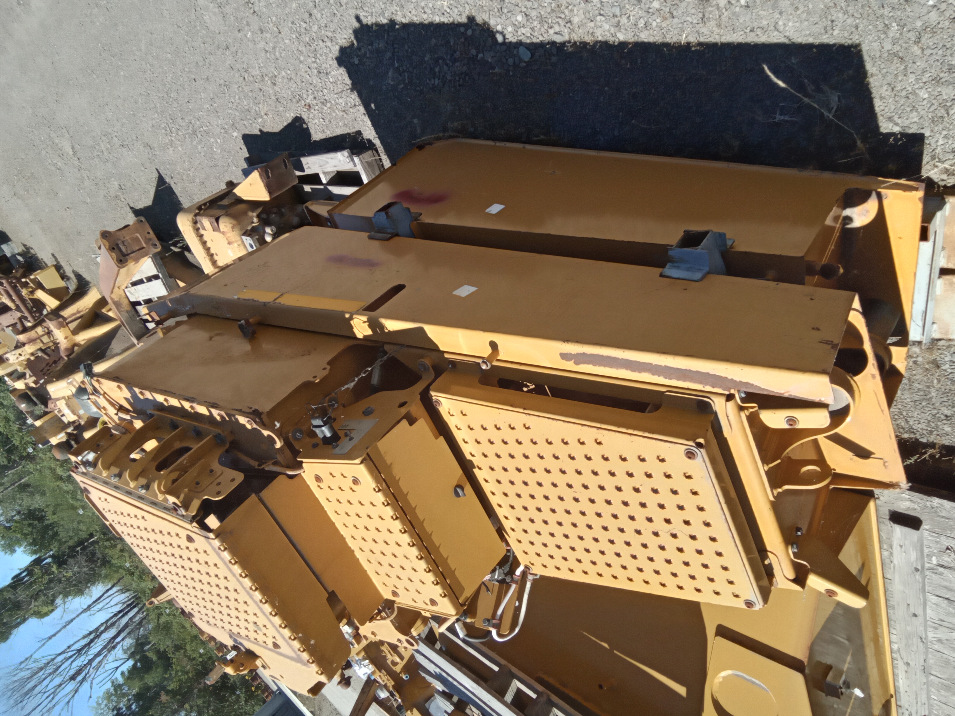 Used TANK A - HYDRAULIC 4186497 6